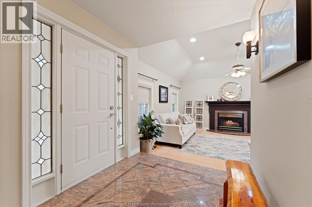 2198 SUZANNE STREET - 6