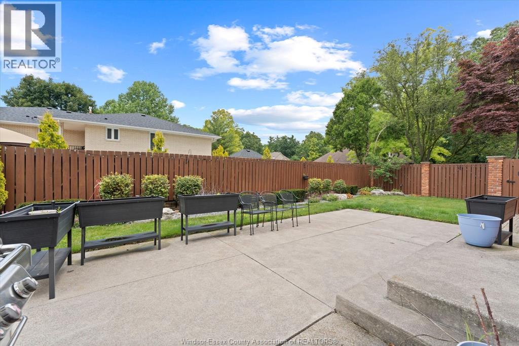 2198 SUZANNE STREET - 37