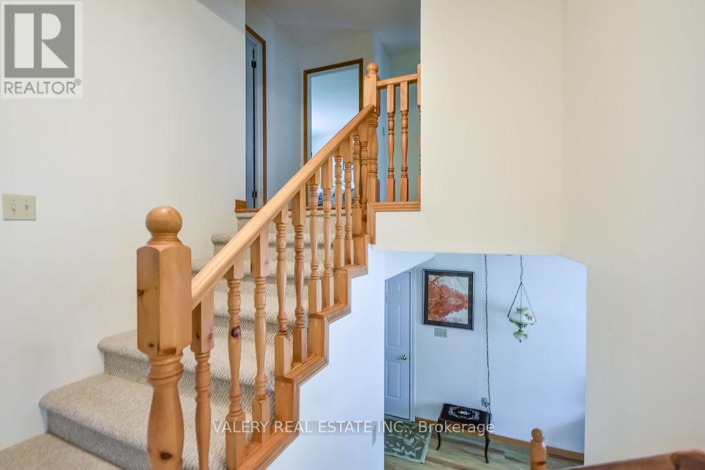215 FRASER STREET - 12