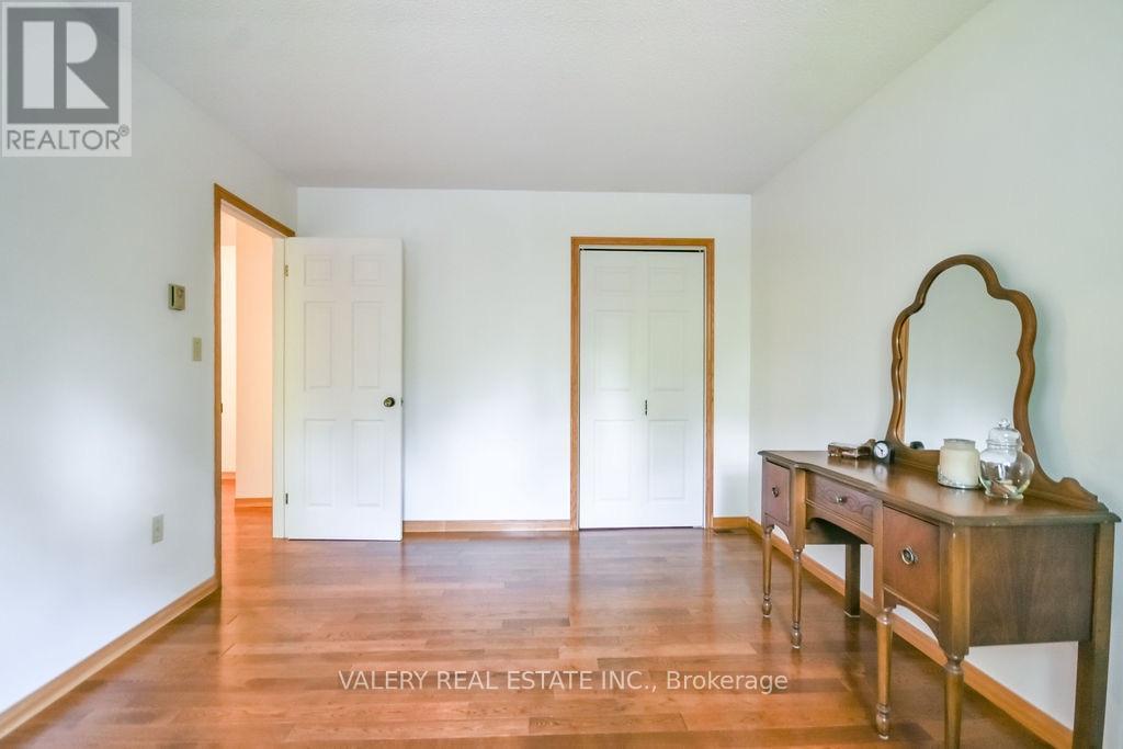 215 FRASER STREET - 16