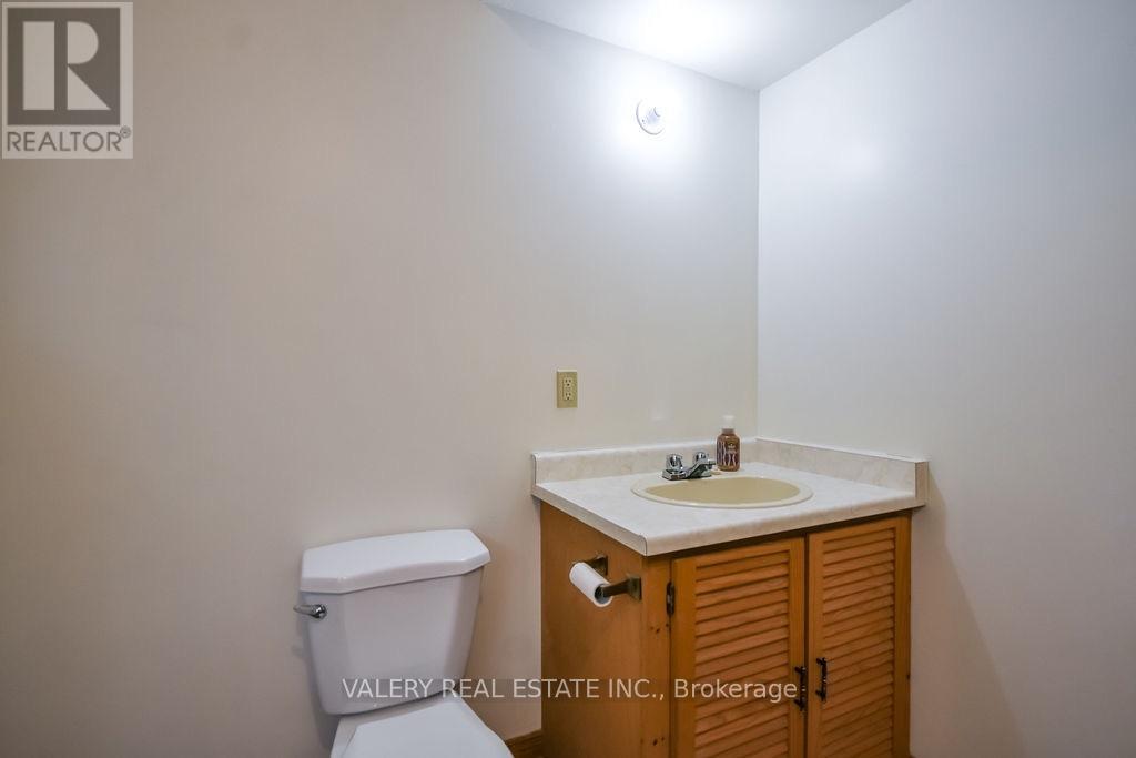 215 FRASER STREET - 21