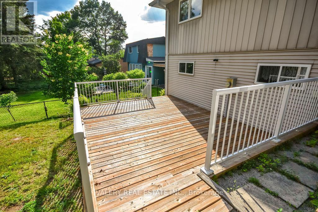 215 FRASER STREET - 26