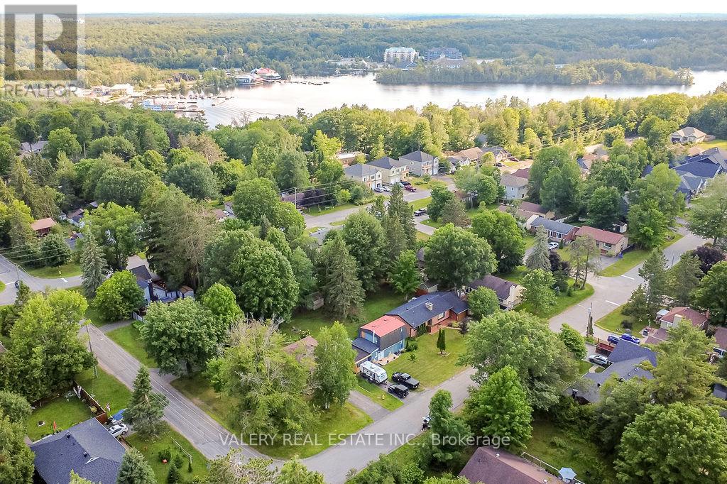 215 FRASER STREET - 32