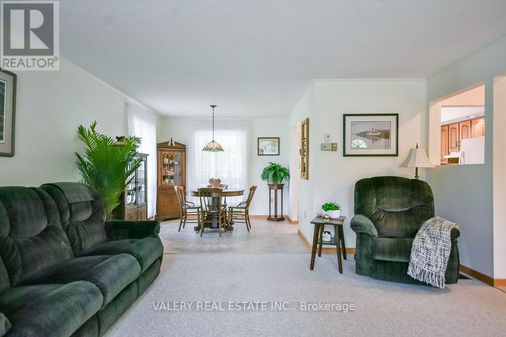 215 FRASER STREET - 5