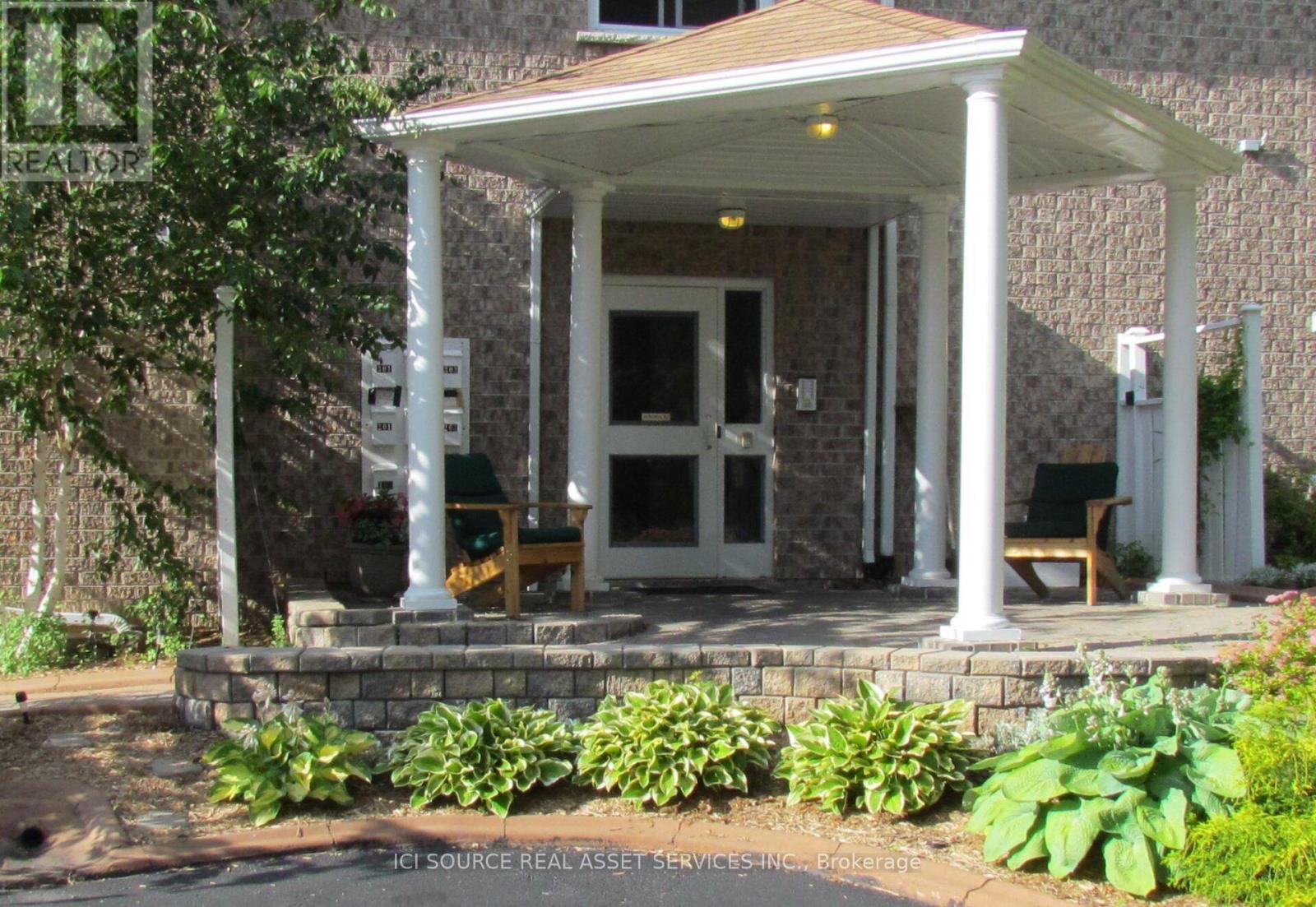 4434 LEADER LANE - 11