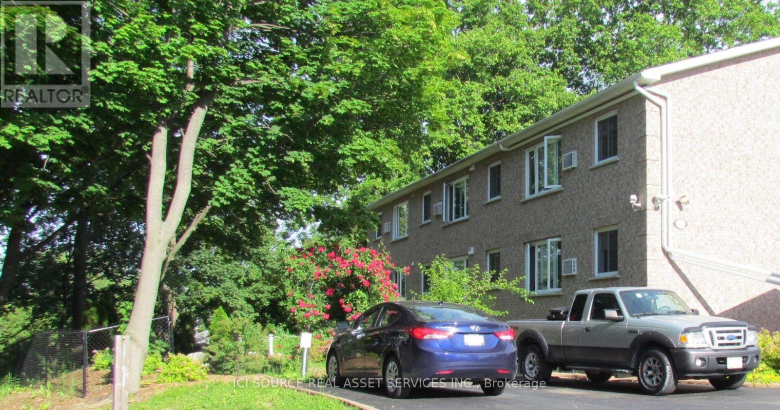4434 LEADER LANE - 12