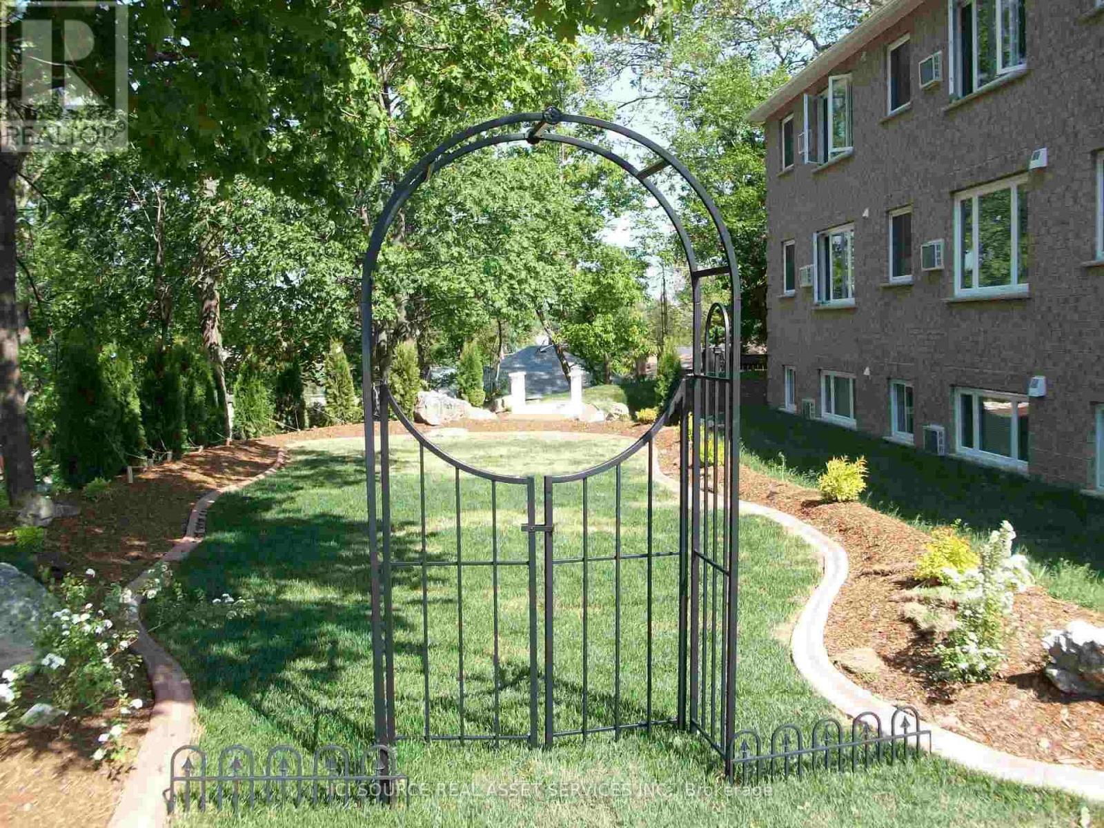 4434 LEADER LANE - 2