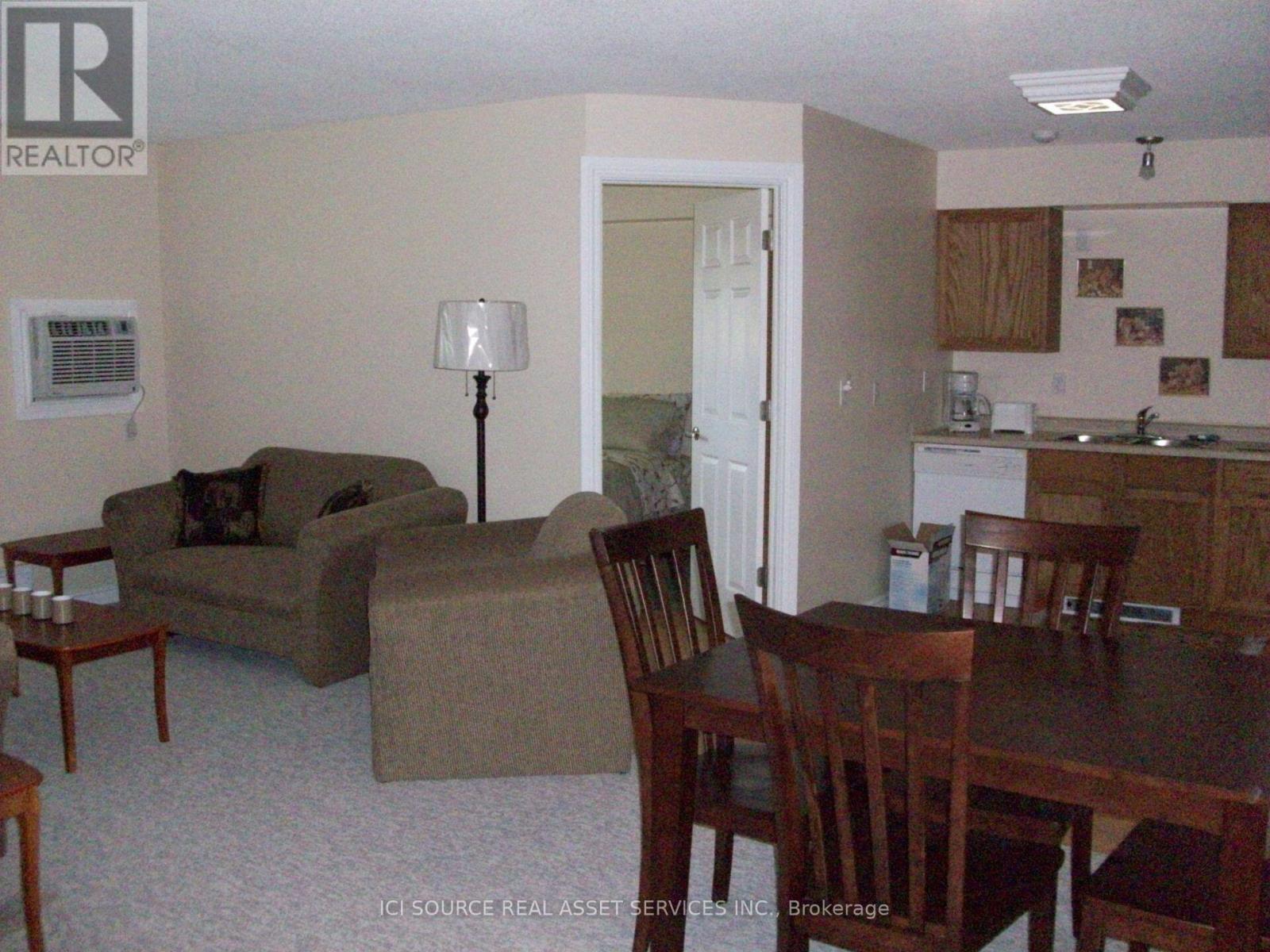 4434 LEADER LANE - 4