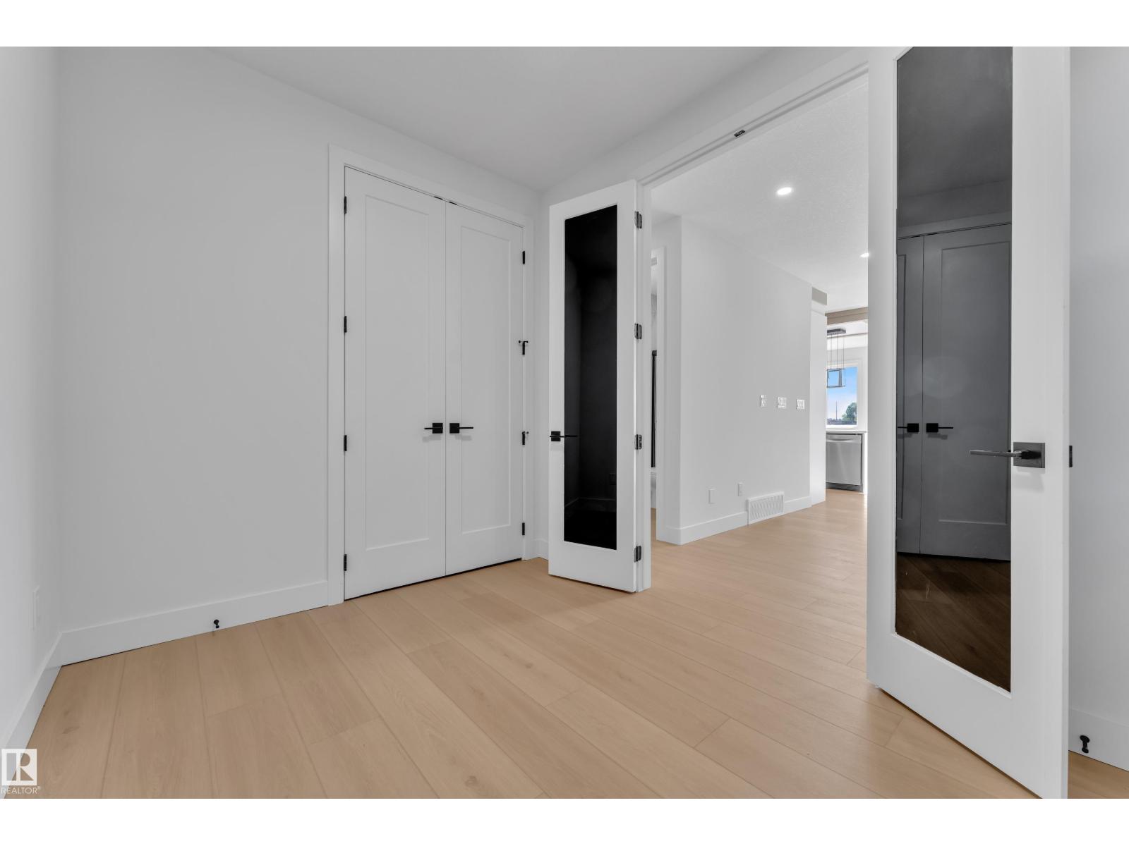 207 Linden LO - 7