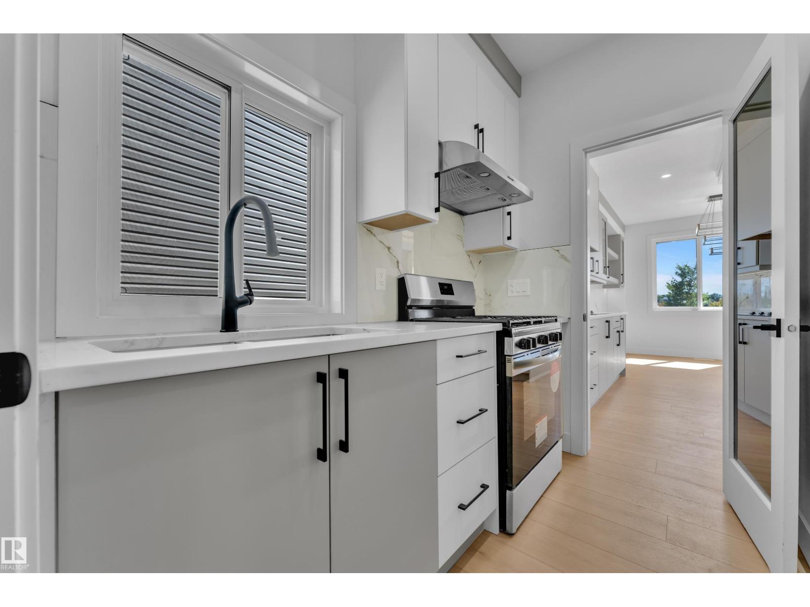 207 Linden LO - 11