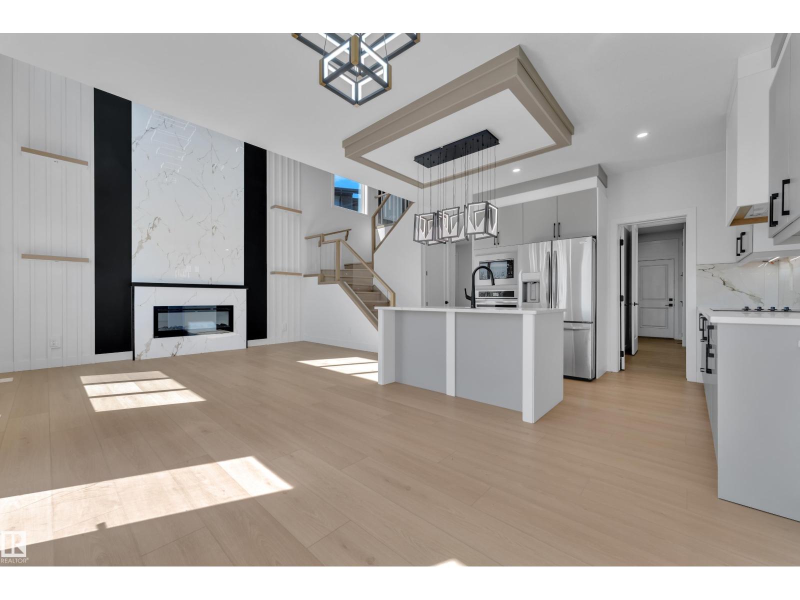 207 Linden LO - 21