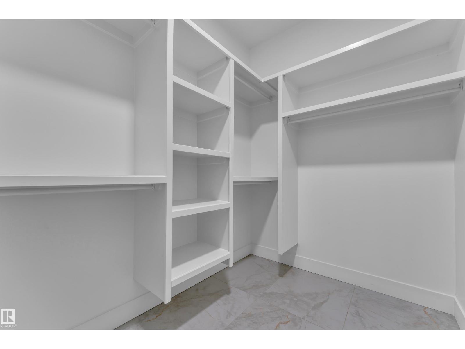 207 Linden LO - 31