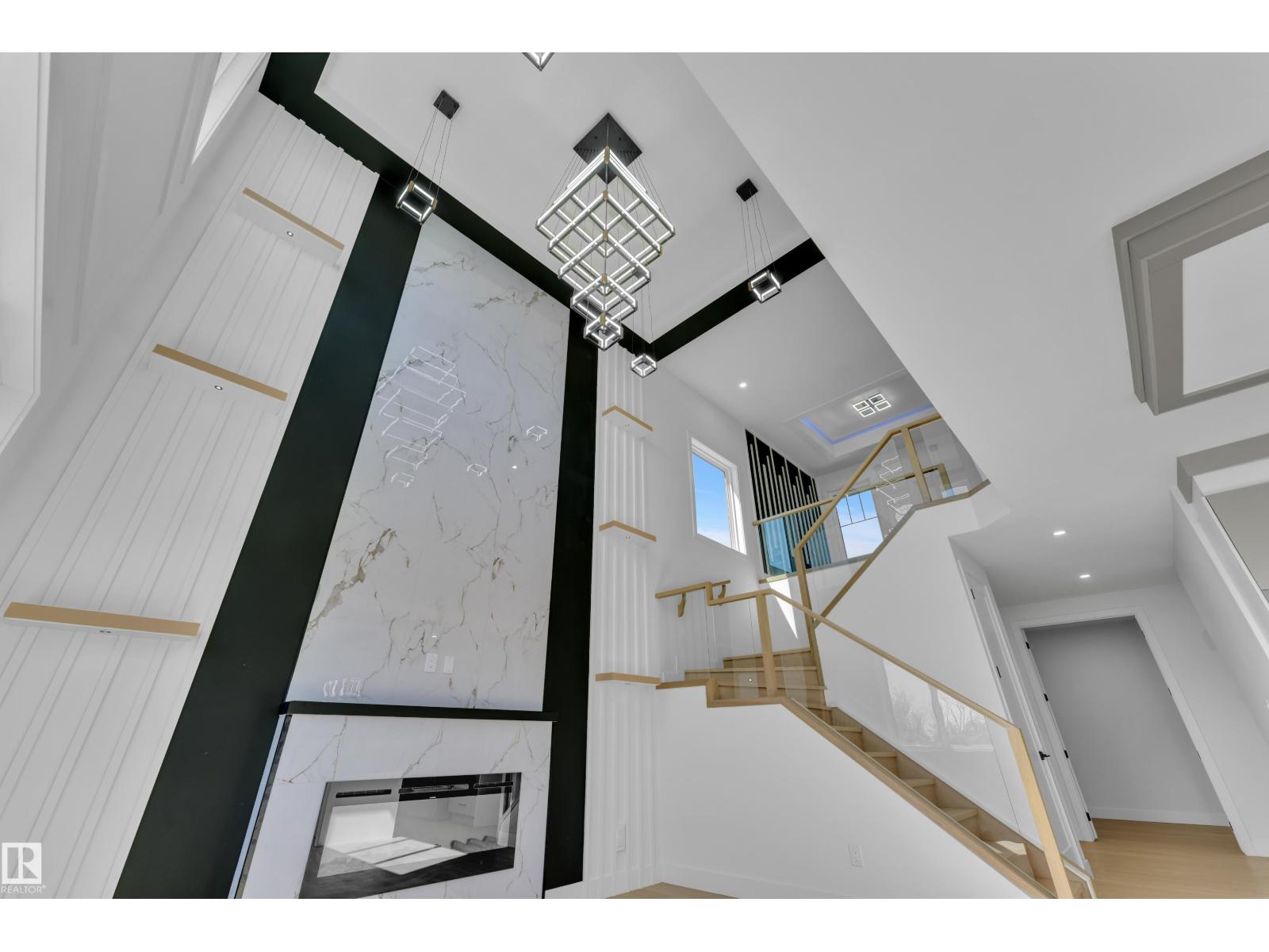 207 Linden LO - 23