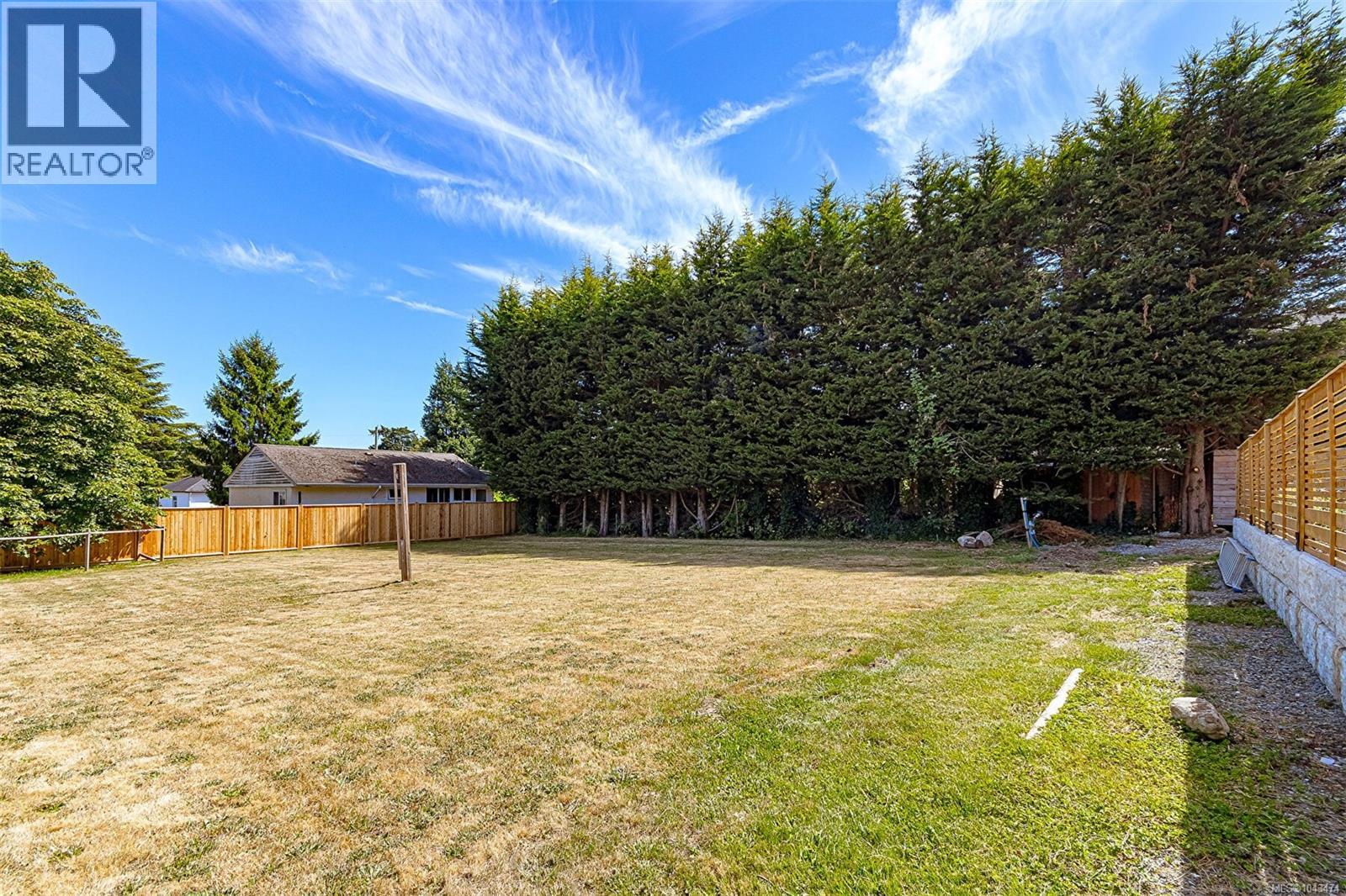 3141 Balfour Ave - 4