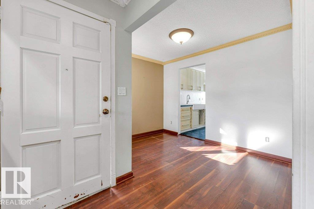 4337 38 ST NW NW - 13