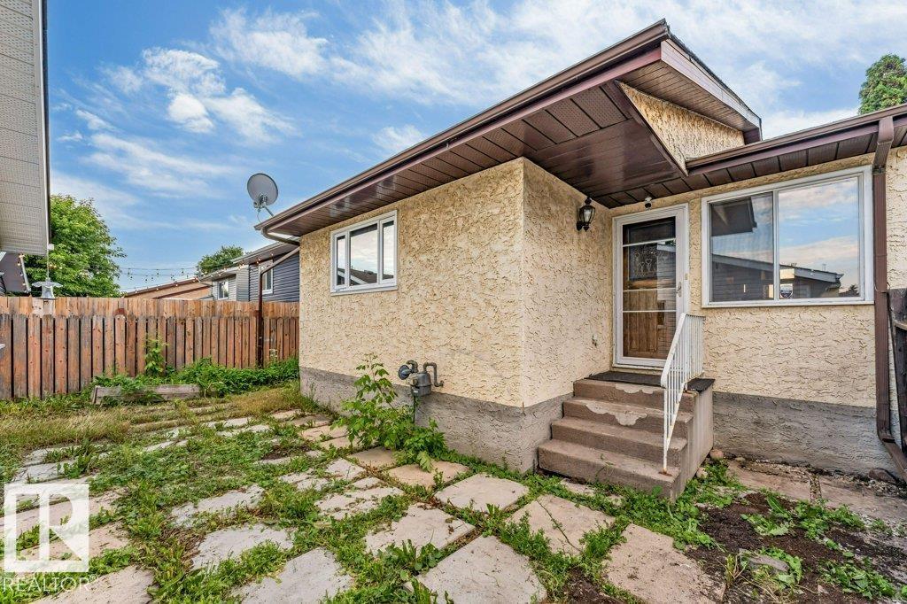 4337 38 ST NW NW - 2