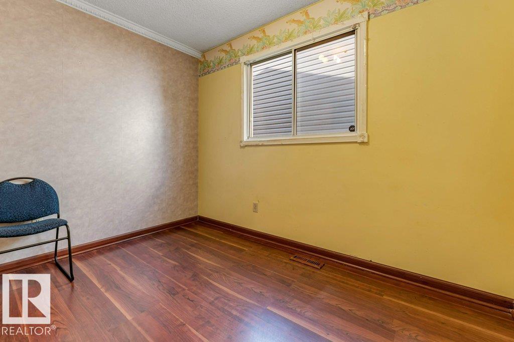 4337 38 ST NW NW - 28