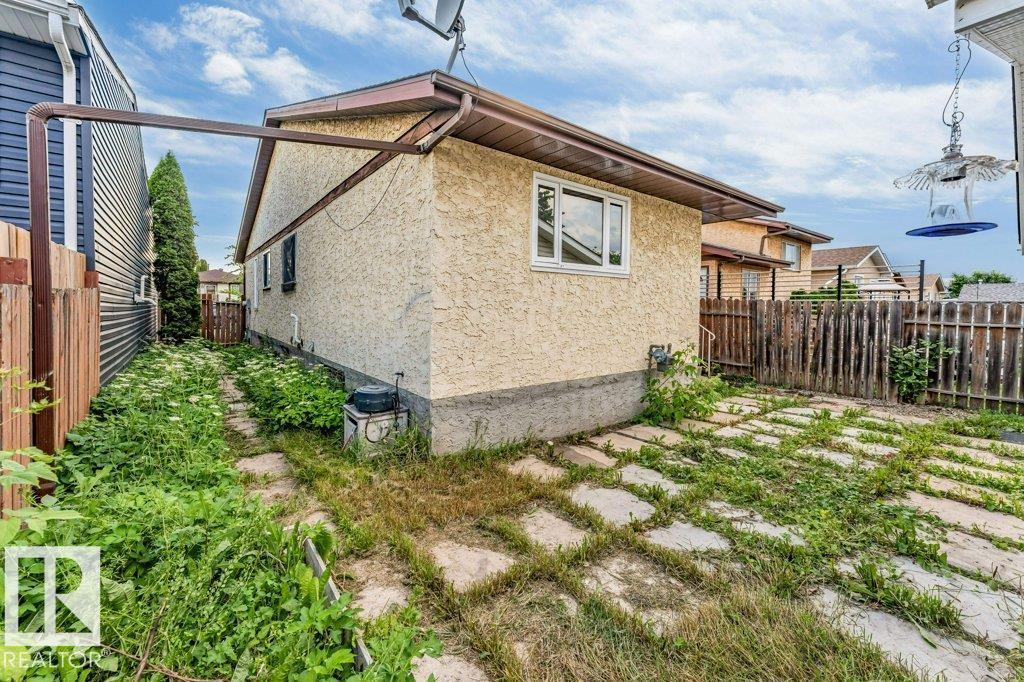4337 38 ST NW NW - 3