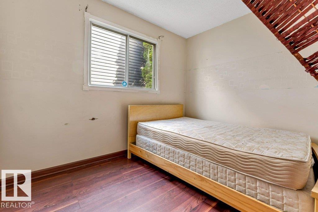 4337 38 ST NW NW - 30
