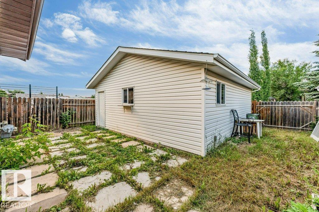 4337 38 ST NW NW - 4