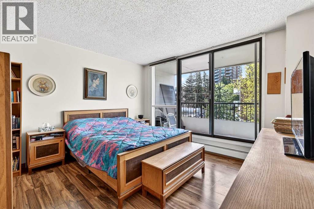 #2A 133 25 Avenue SW - 12
