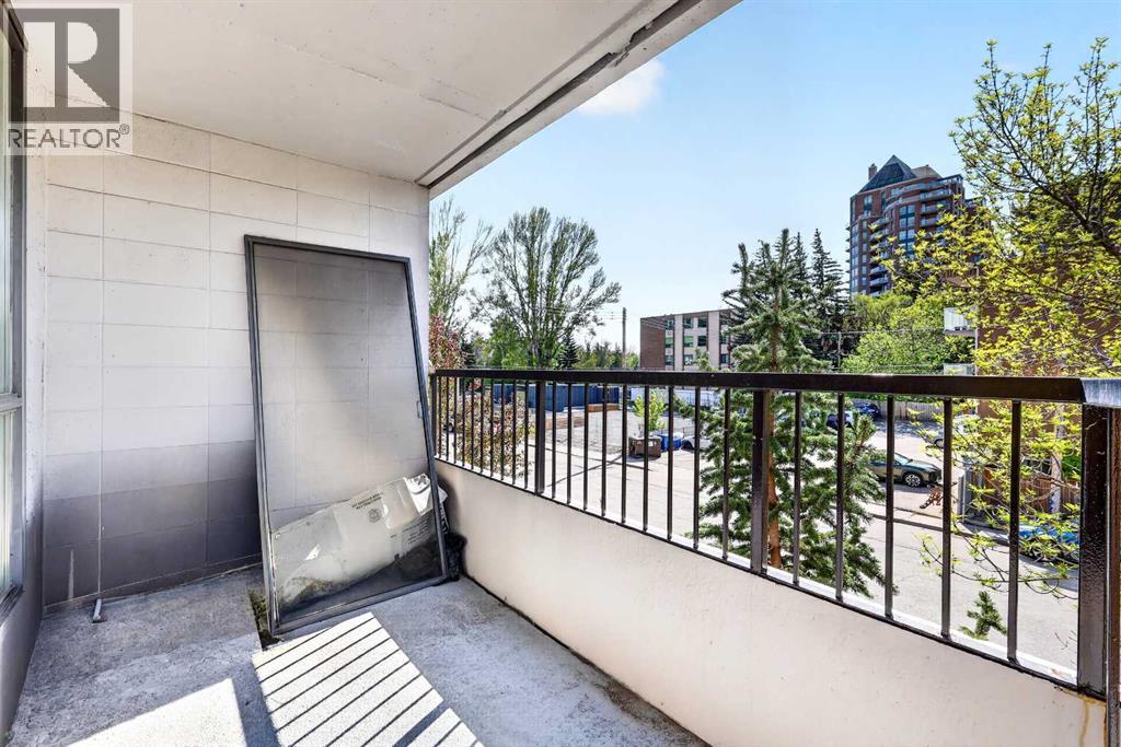 #2A 133 25 Avenue SW - 19