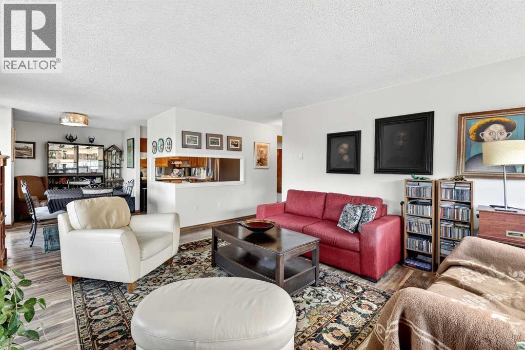 #2A 133 25 Avenue SW - 4