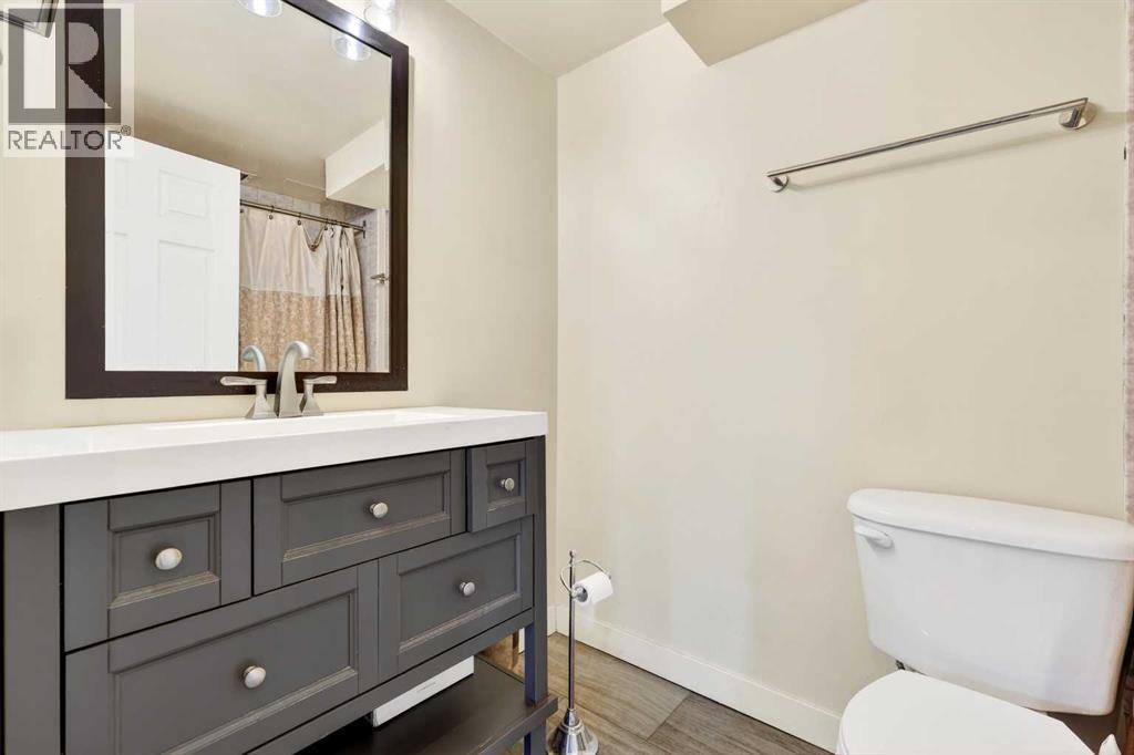 #2A 133 25 Avenue SW - 17