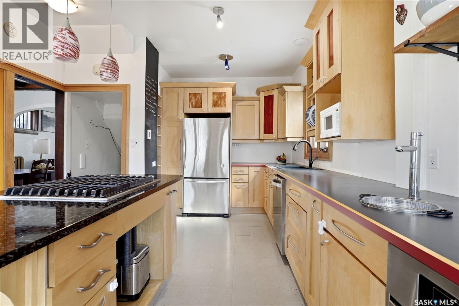 3239 Victoria AVENUE - 12
