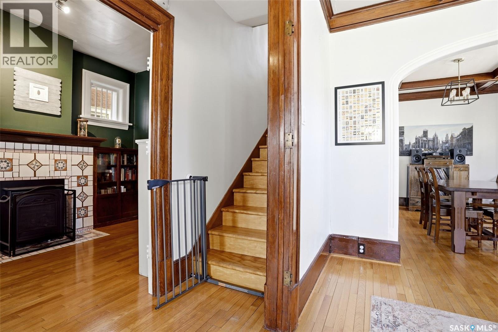3239 Victoria AVENUE - 21