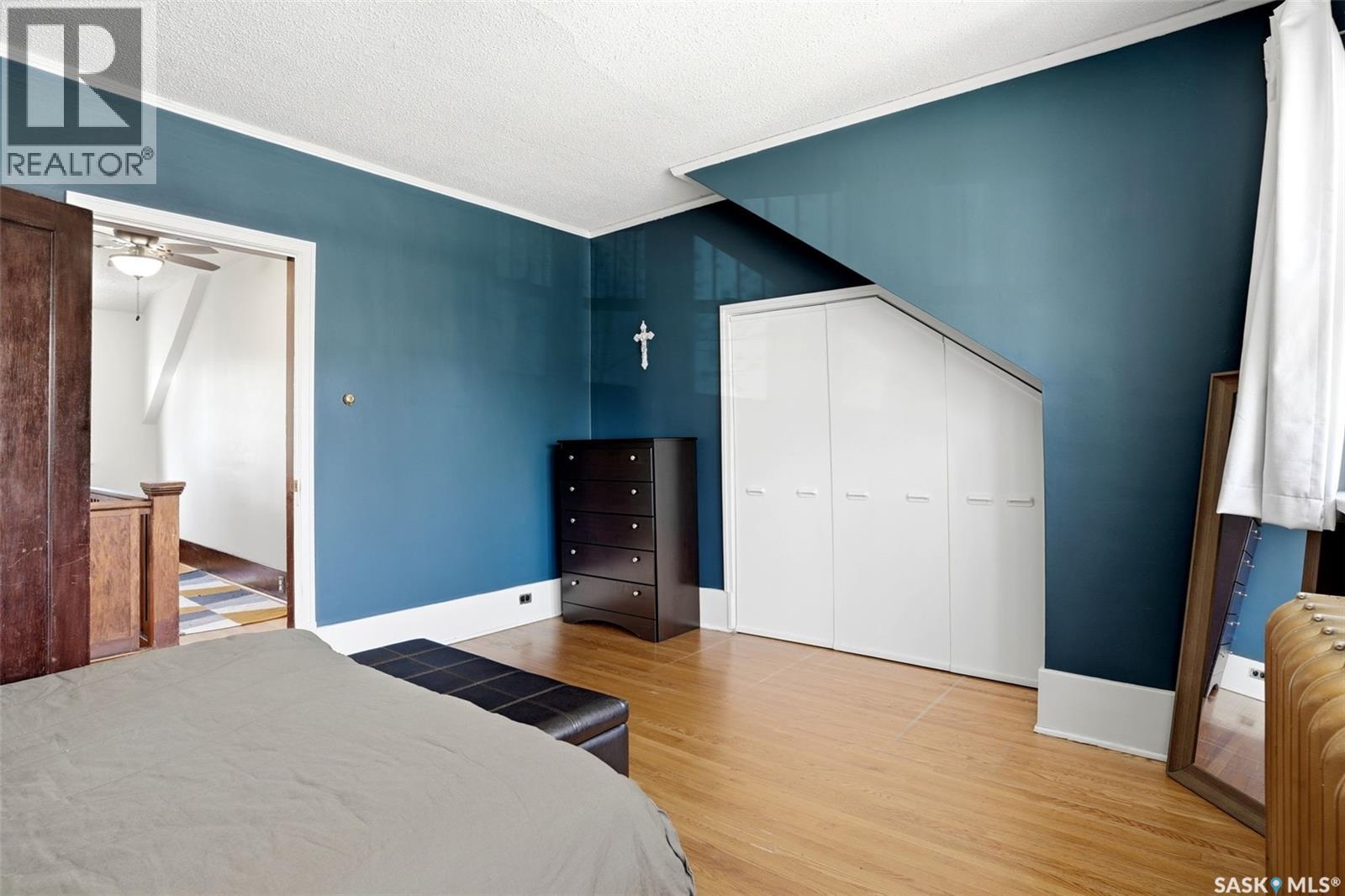 3239 Victoria AVENUE - 25