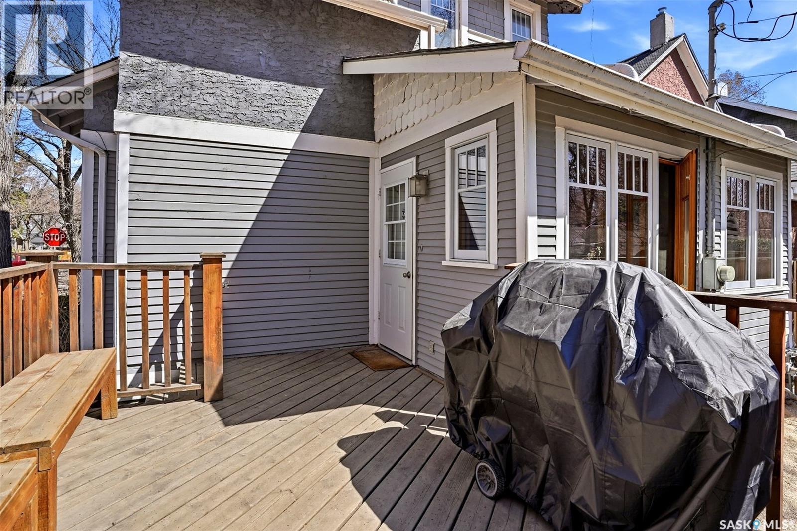3239 Victoria AVENUE - 40