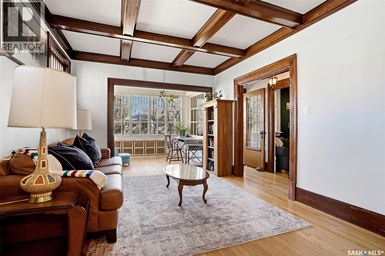 3239 Victoria AVENUE - 5