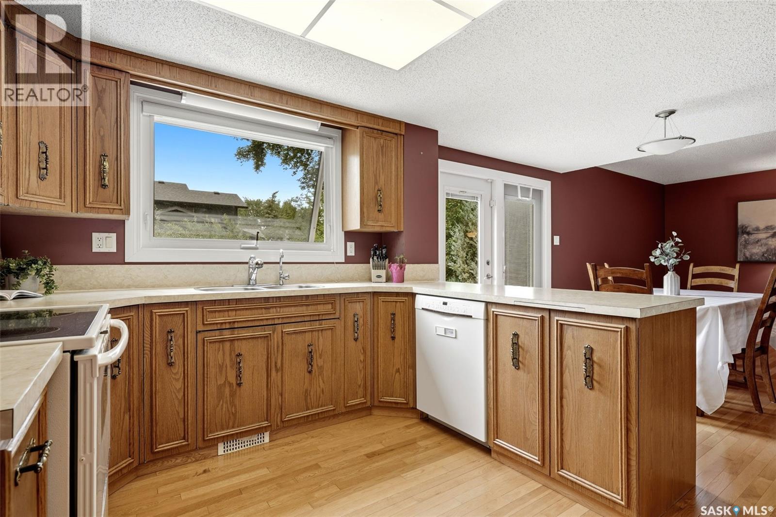 118 Lincoln DRIVE - 11