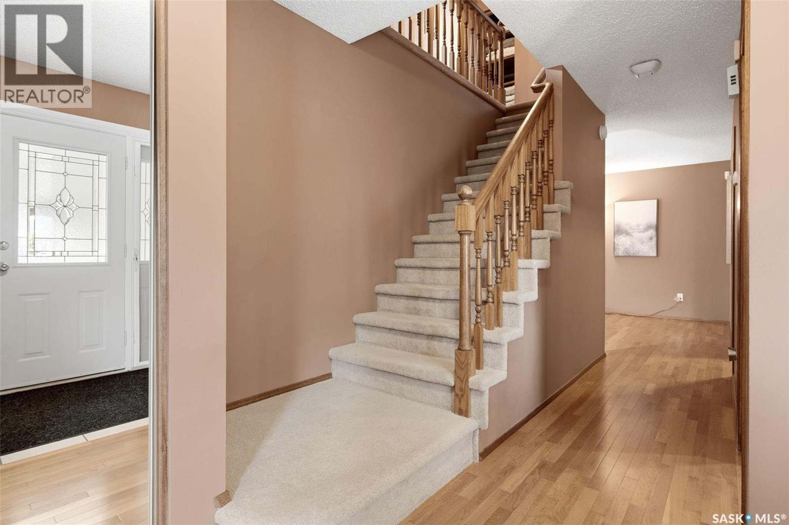118 Lincoln DRIVE - 23