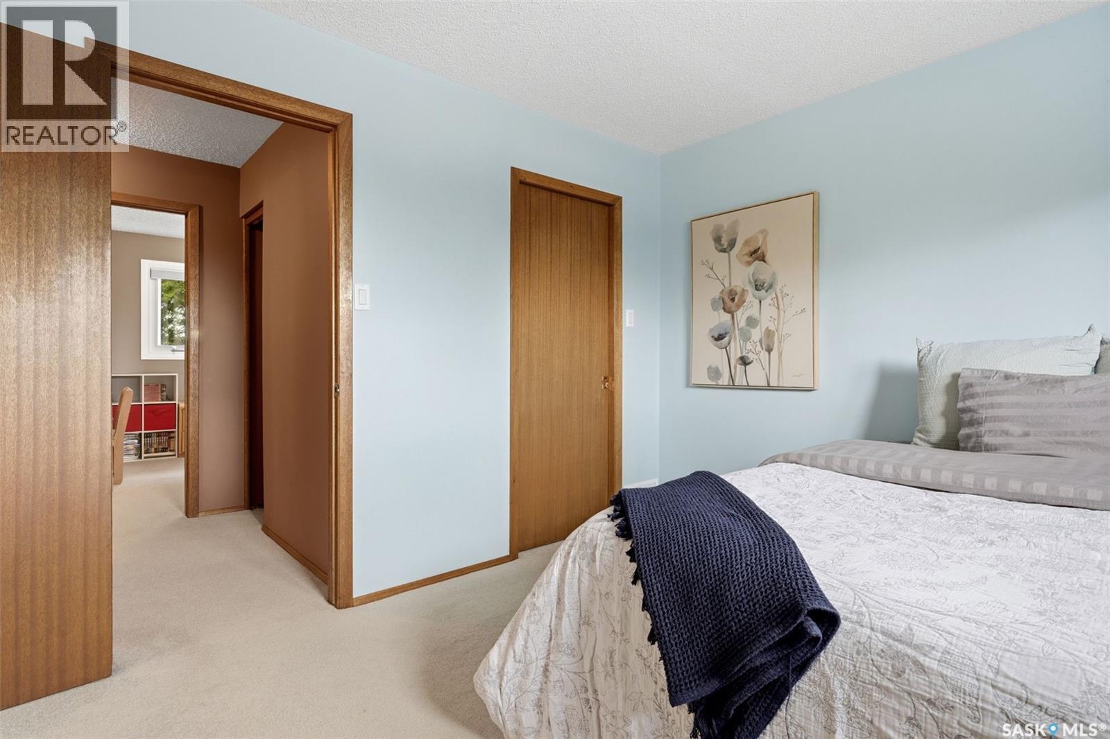 118 Lincoln DRIVE - 27