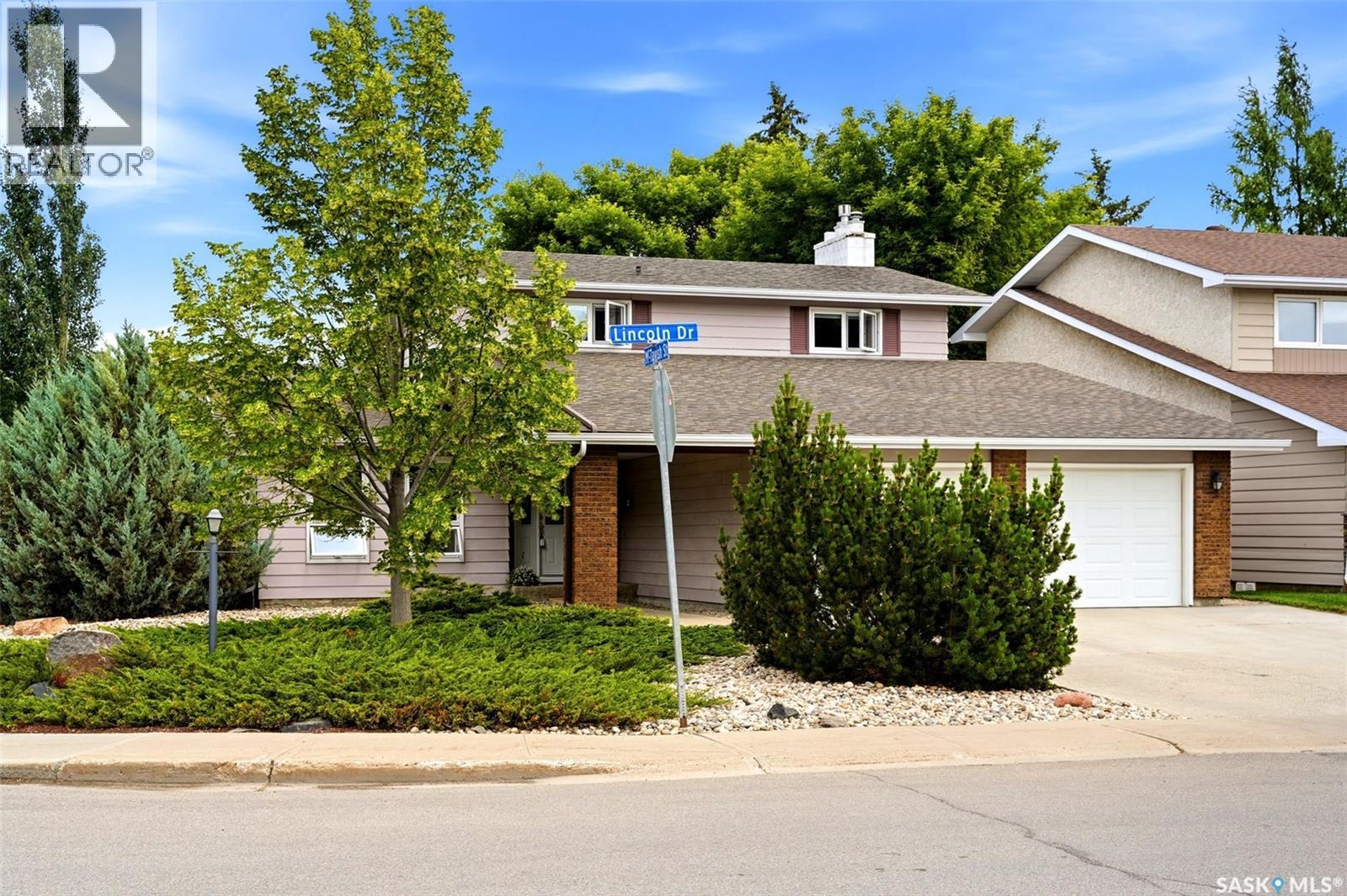 118 Lincoln DRIVE - 3