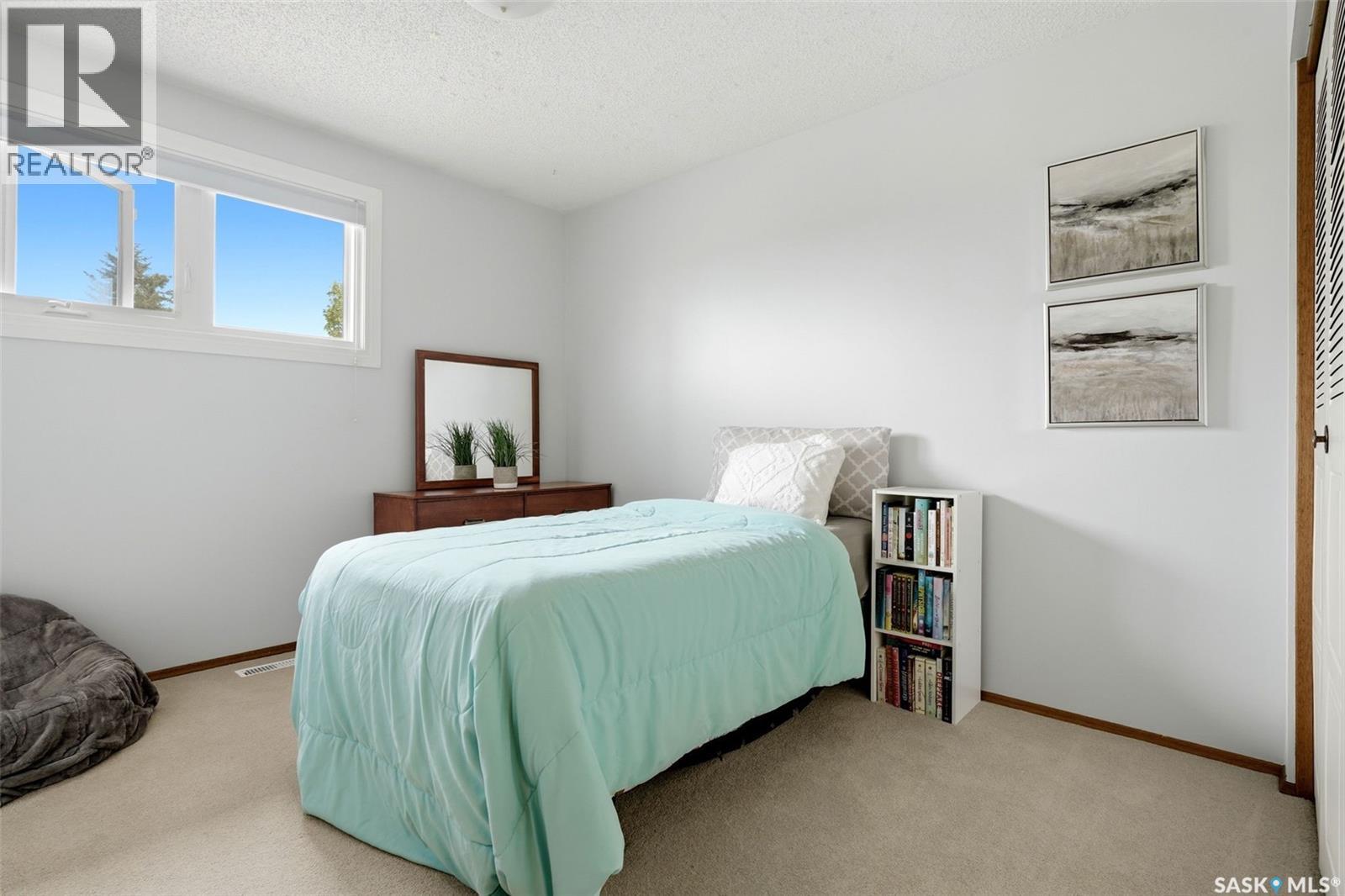 118 Lincoln DRIVE - 35