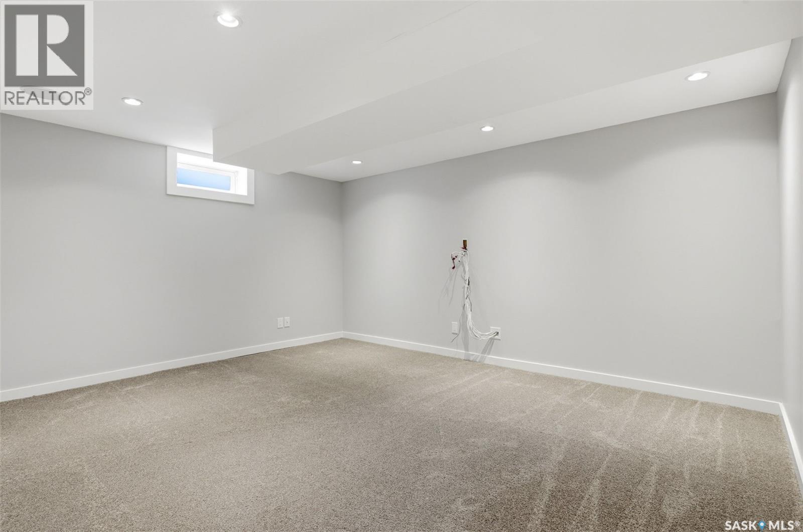 118 Lincoln DRIVE - 39