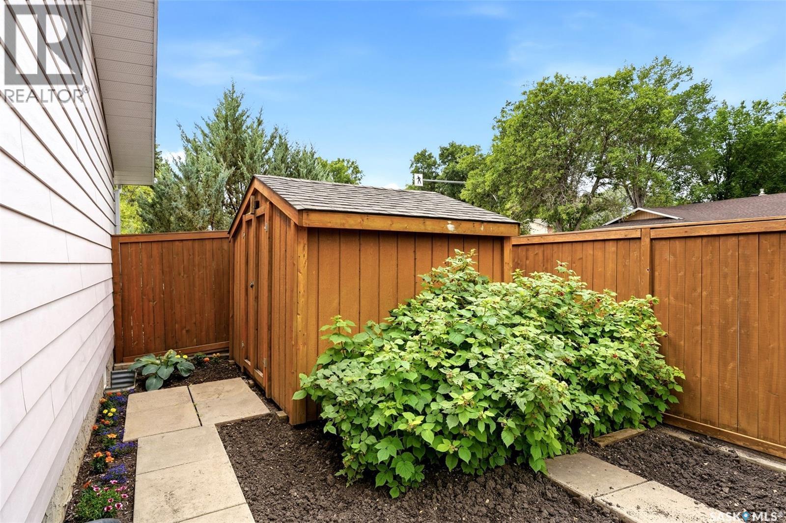 118 Lincoln DRIVE - 51