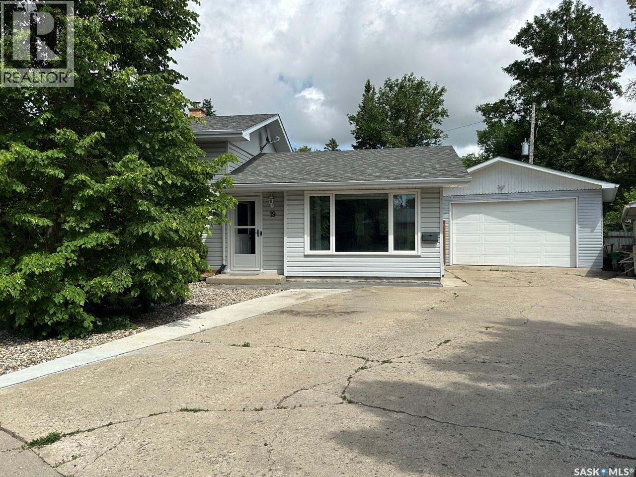 19 Sampson PLACE - 24