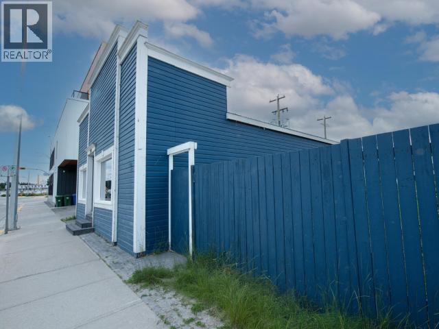 2054 2ND AVENUE, Whitehorse — photo 3