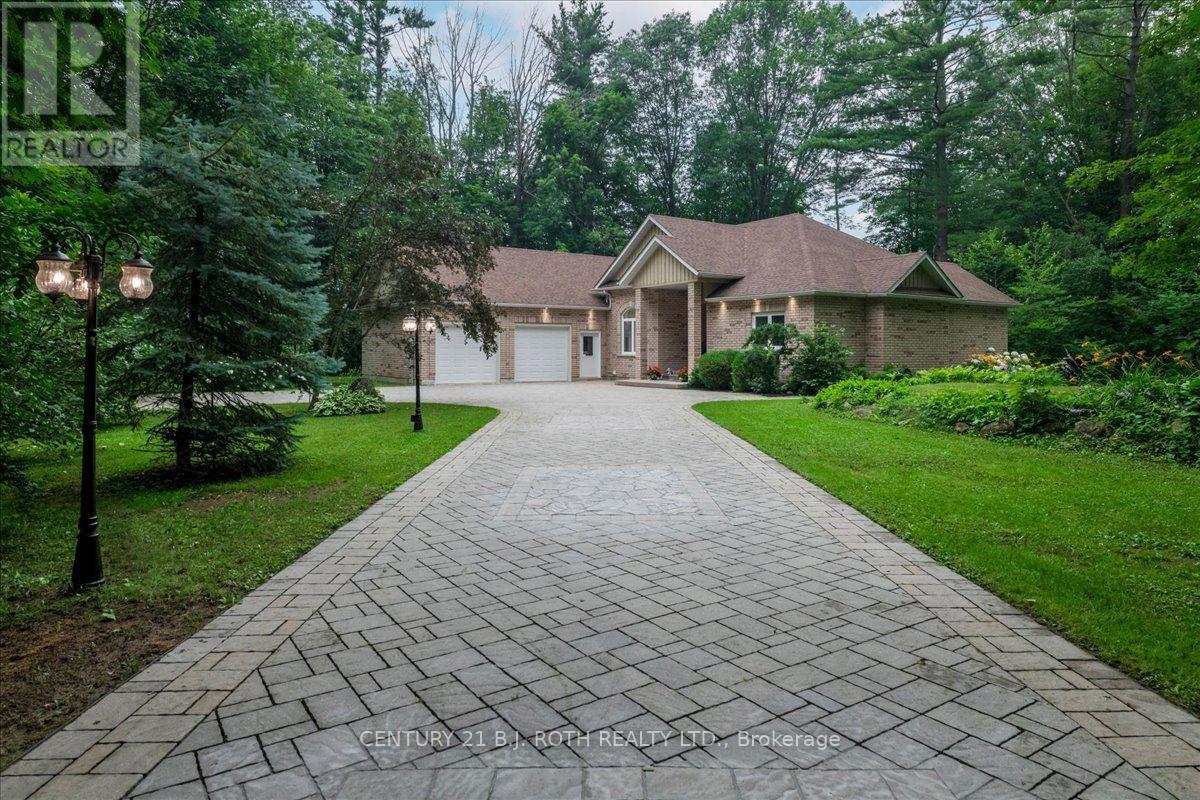 3925 ALGOMA AVENUE - Image 40
