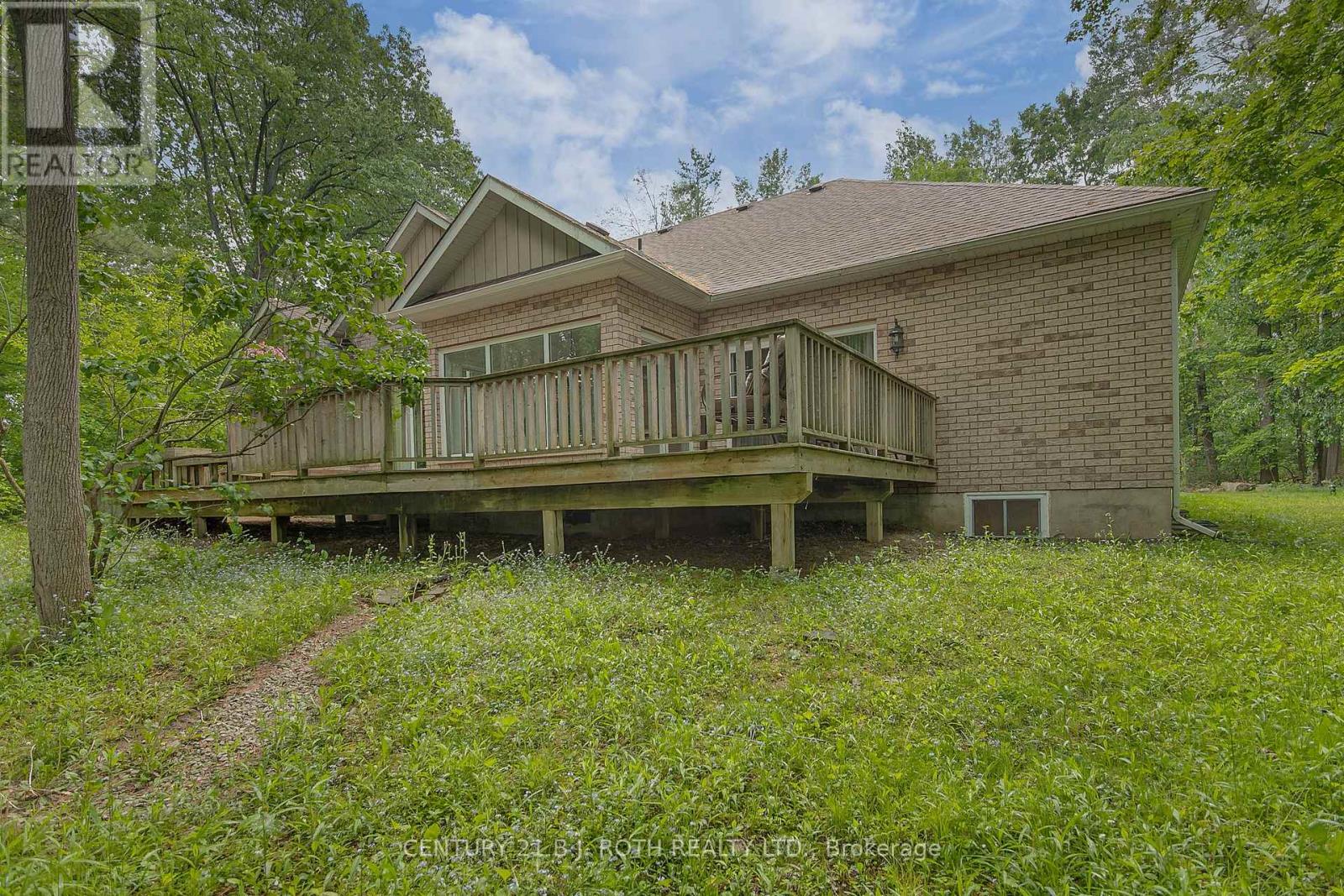 3925 ALGOMA AVENUE - Image 46