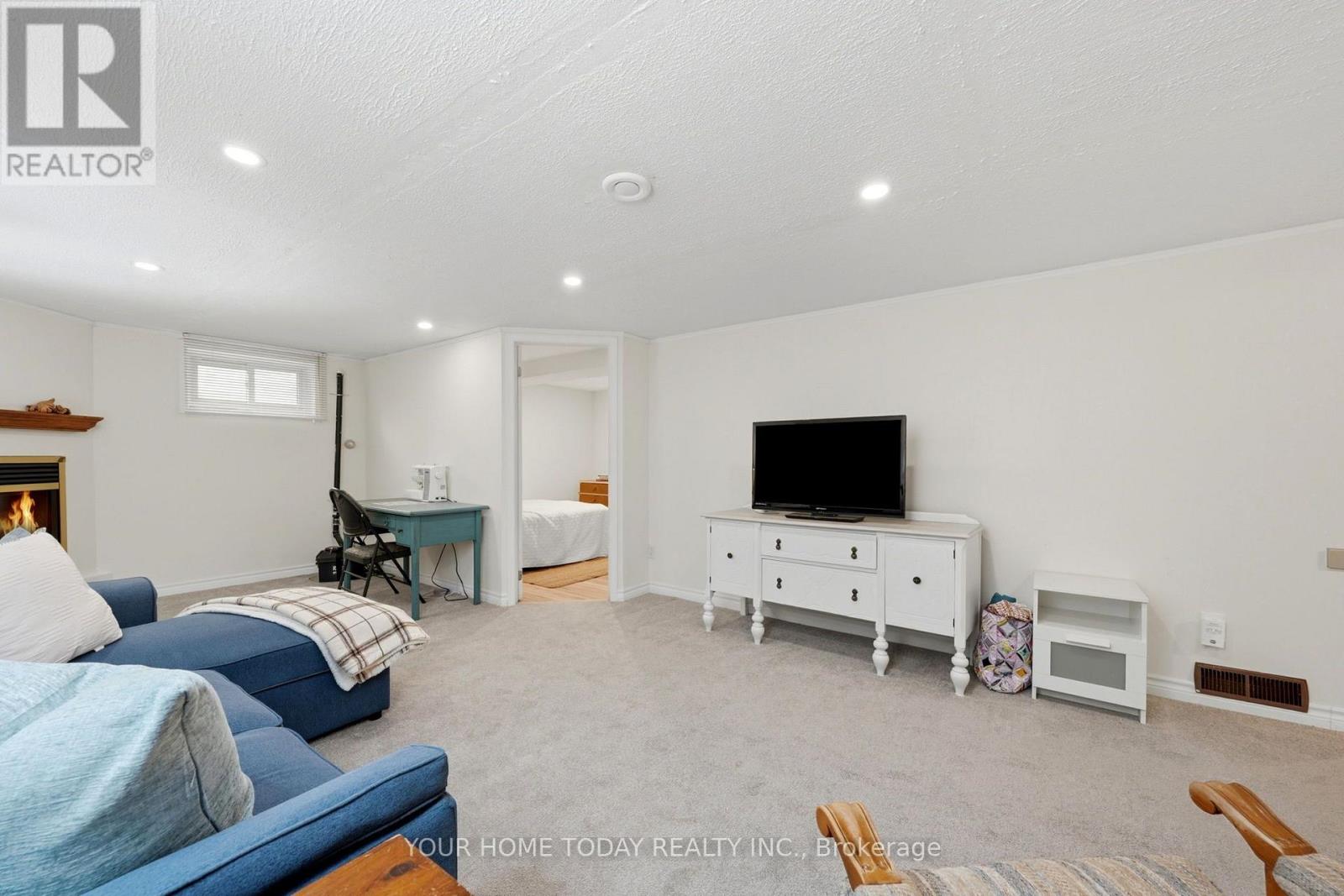 22 NORTON CRESCENT - Image 29