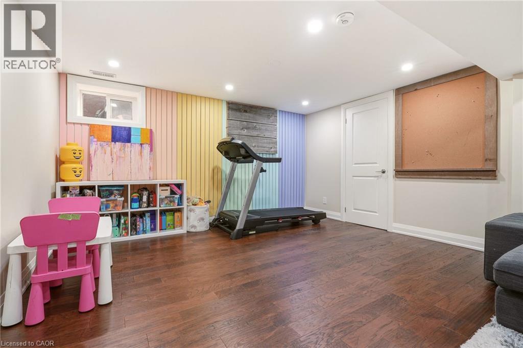715 DRURY Lane - 36