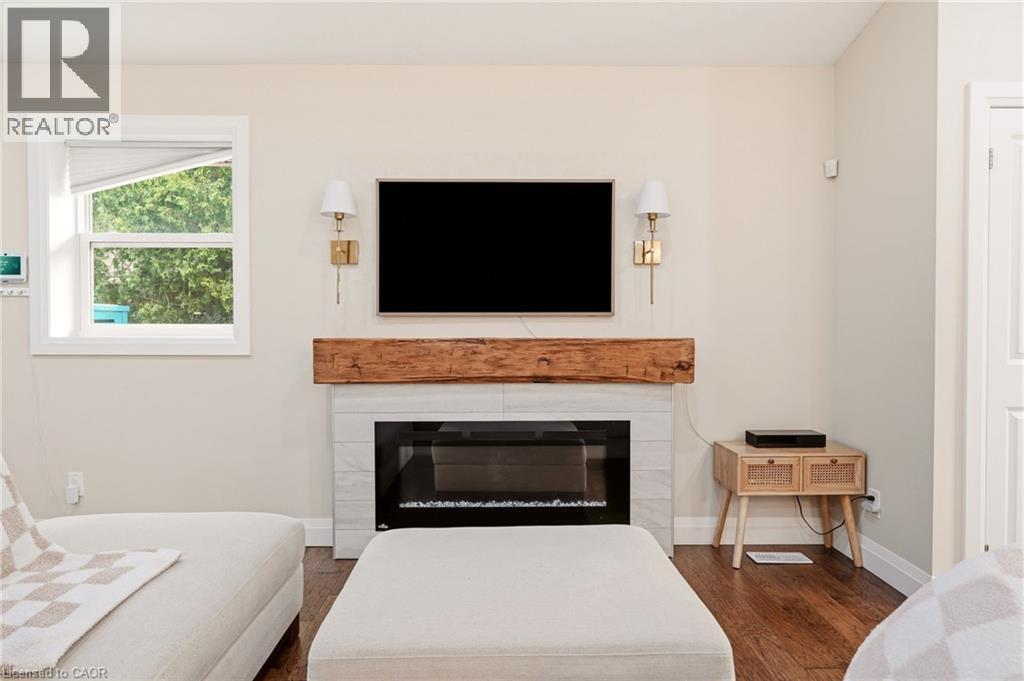 715 DRURY Lane - 7