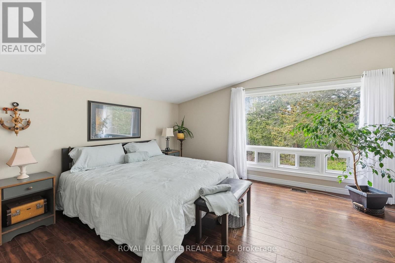 30 STOCKDALE ROAD - 11