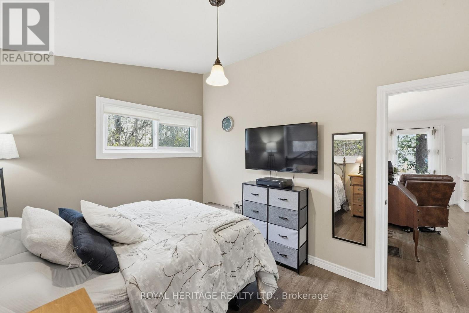 30 STOCKDALE ROAD - 14
