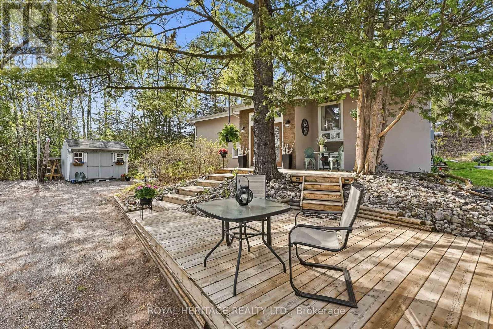 30 STOCKDALE ROAD - 26